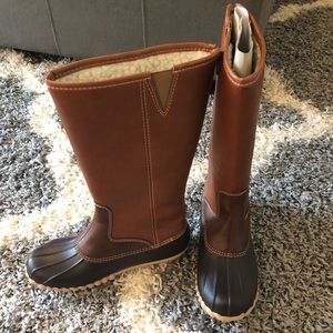 NWT Duck Boots